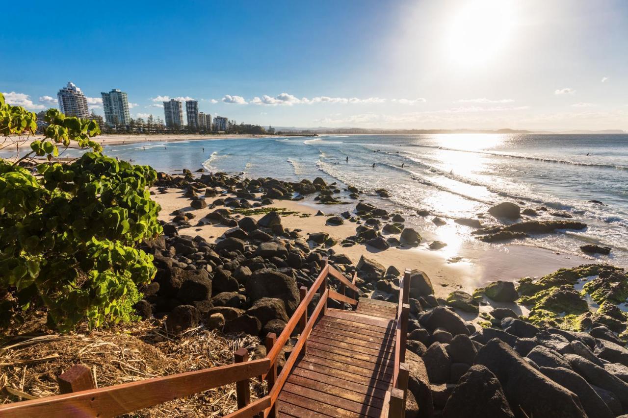 The Pink Hotel Coolangatta Gold Coast Esterno foto